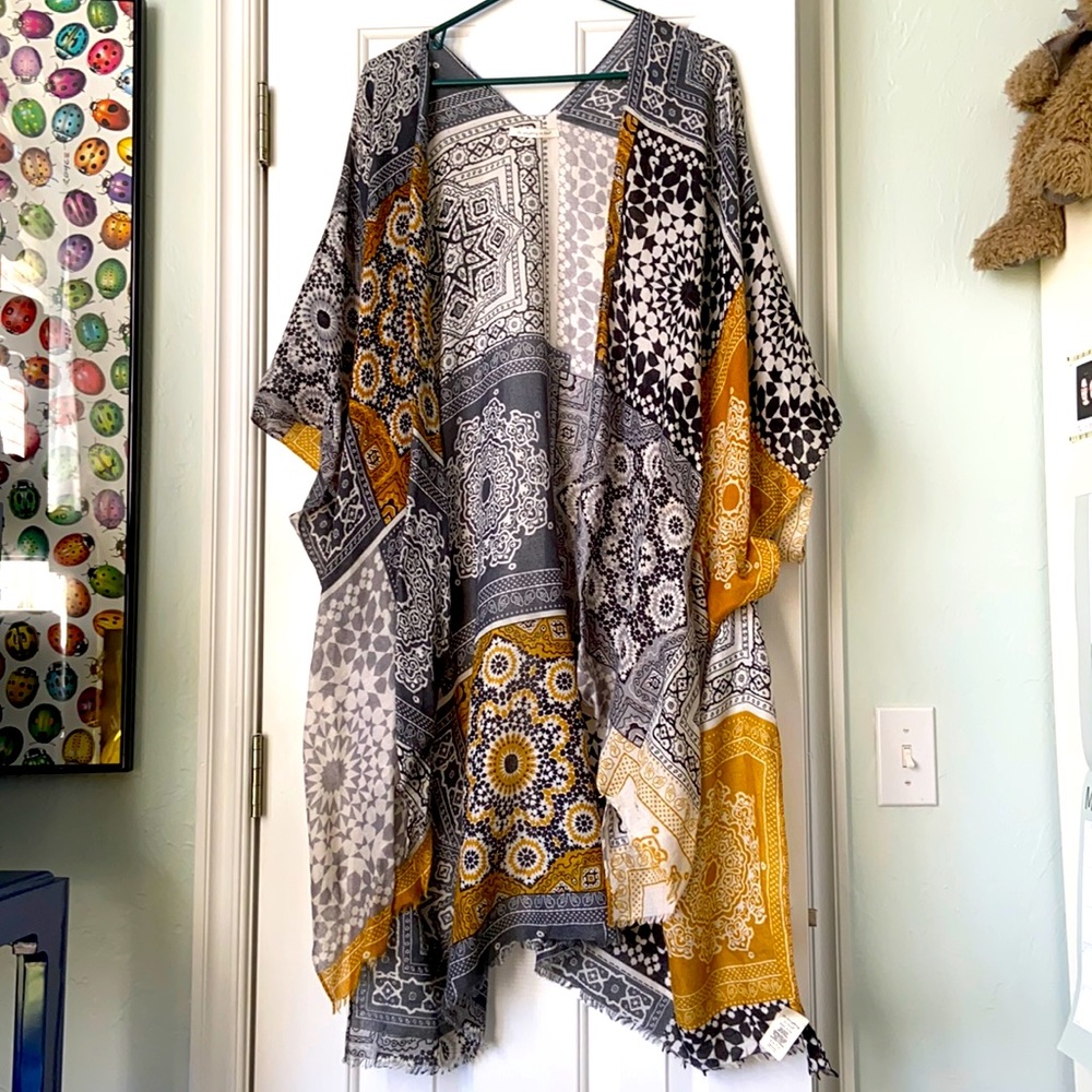 Patterned throw over